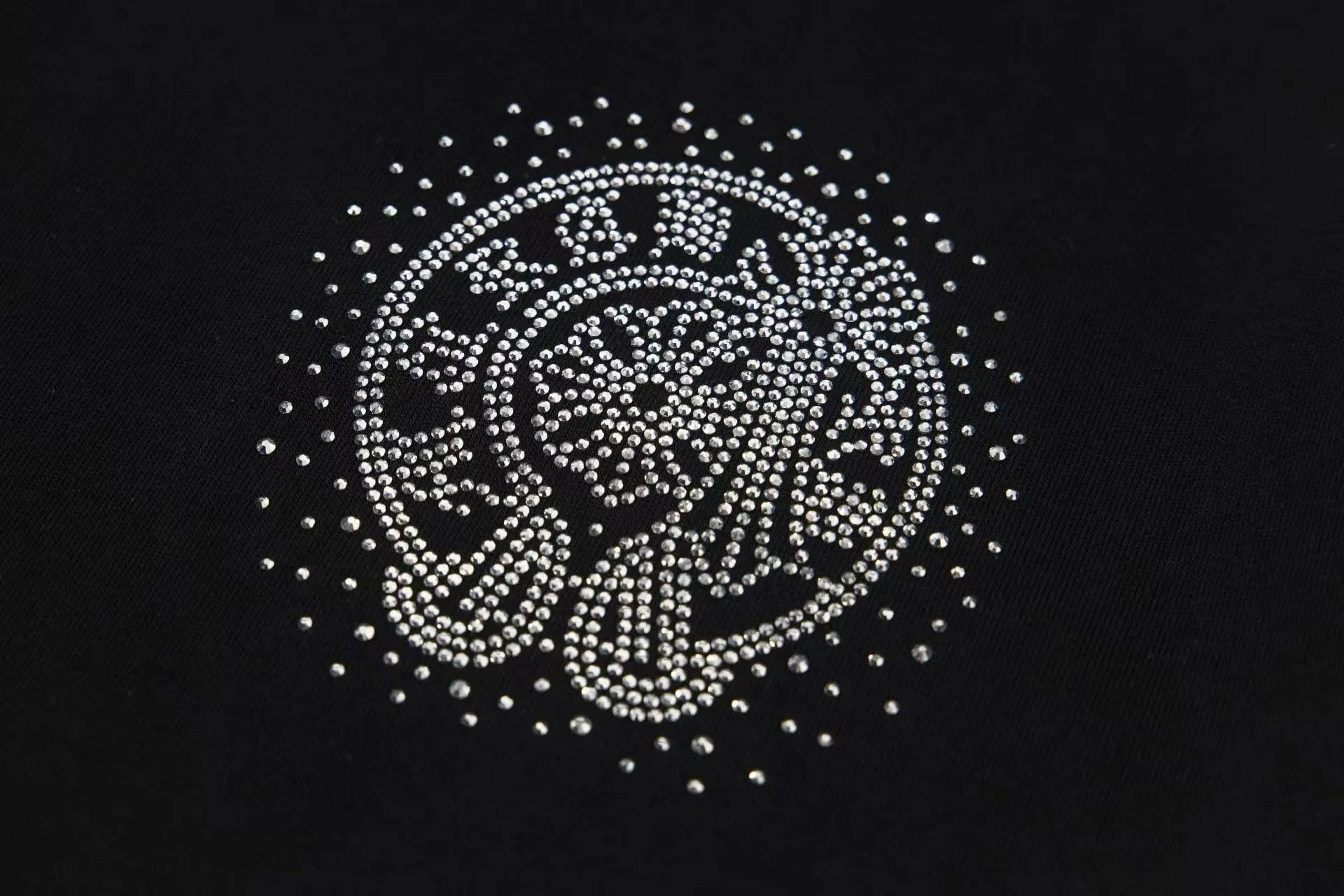 🅿️190 ChromeHearts/Chrome Hearts 25ss round neck T-shirt Original fabric Official same style Short-sleeved T-shirt Customized 260g same vat dyed fabric Very comfortable to the touch Latest brick cabinet synchronization for spring and summer Fashionable and individual Super versatile and good-looking Very suitable for both men and women A must-have style Hang tag Collar label Washed wheat Complete with three standards Color: Black White Size: XS-L